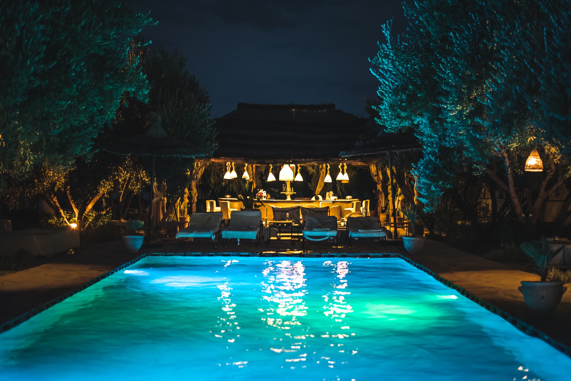 swimming-pool-by-night.jpg
